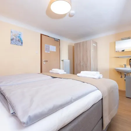 Hinterbruehl Pensionat